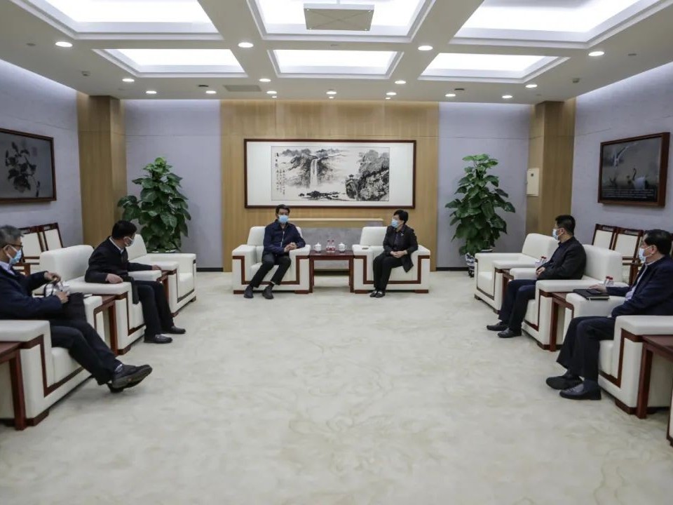 北京市工商聯、經開區領導召開座談會并前往OBE科技集團調研