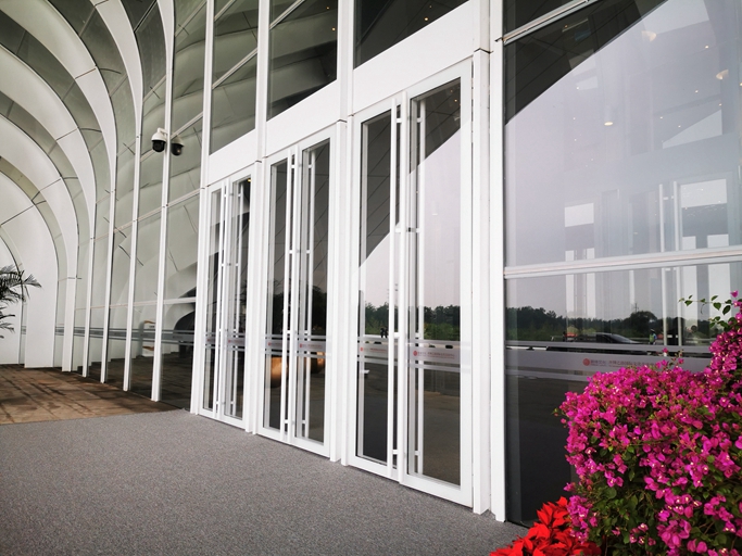 平衡門/地彈門/中心铞門