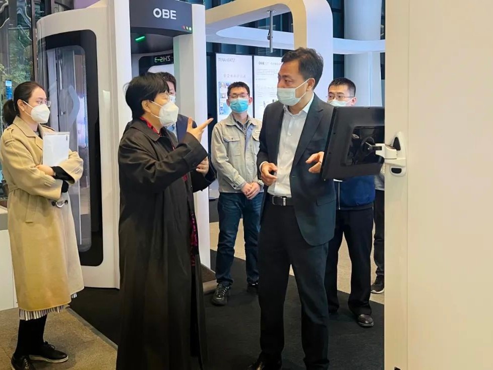 經開區工委書記楊秀玲一行蒞臨OBE科技創新園走訪調研
