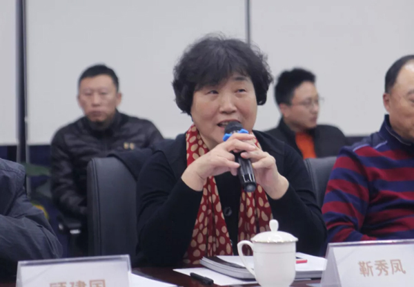 靳秀鳳副理事長