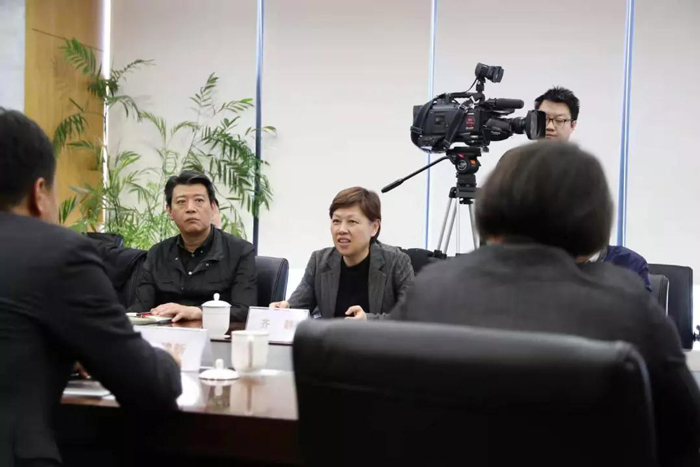 齊靜部長考察OBE科技集團