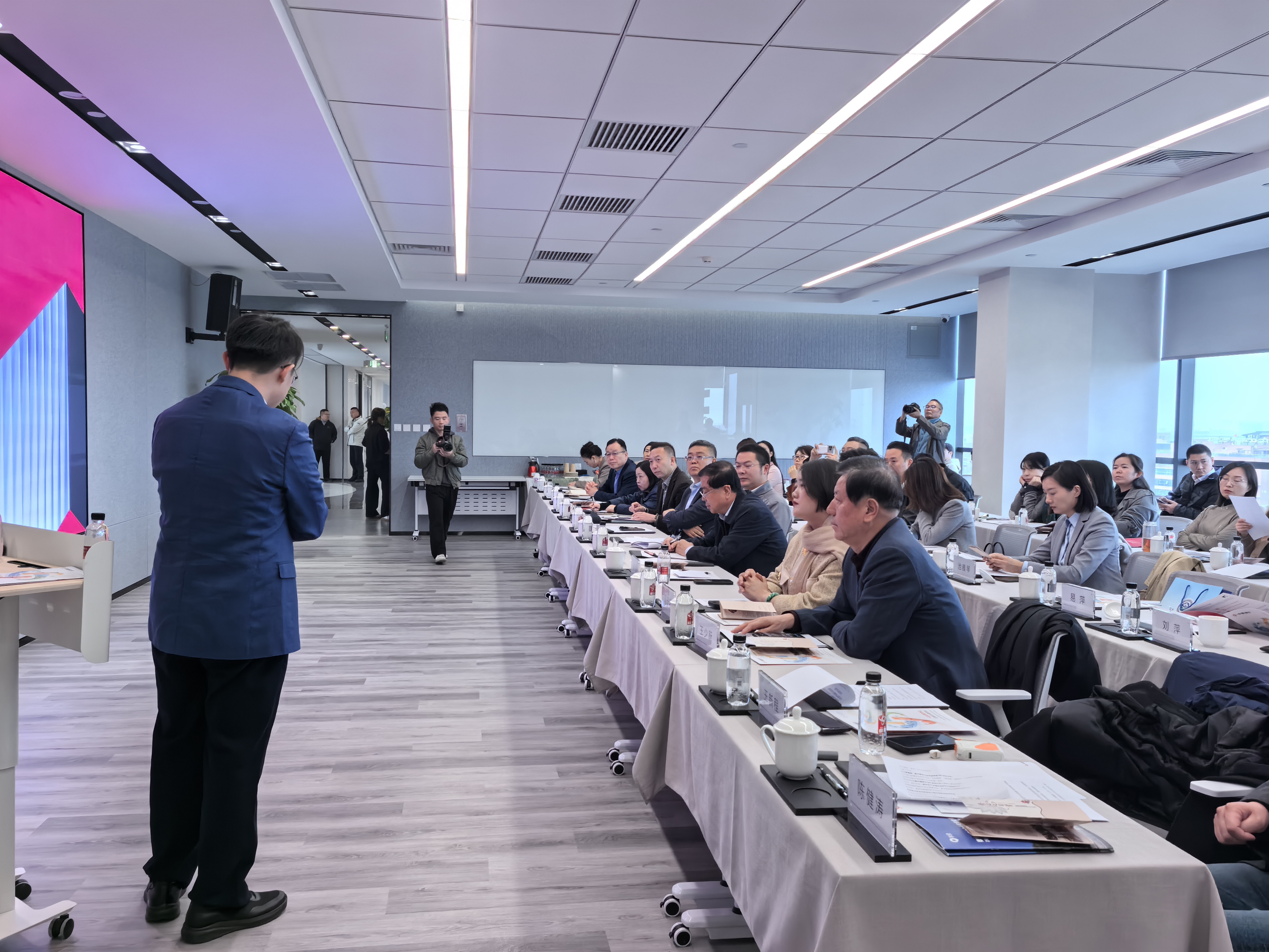 數(shù)字賦能+學(xué)習(xí)驅(qū)動，OBE參加論壇活動共探企業(yè)高質(zhì)量發(fā)展路徑